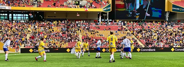 加盟曼联只 加盟曼联只